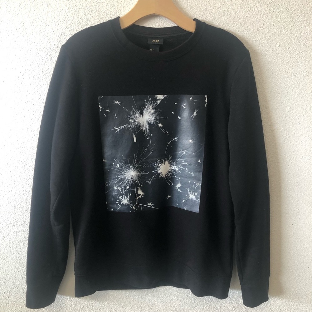 H&M SPARKLERS GRAPHIC BLACK SWEATSHIRT